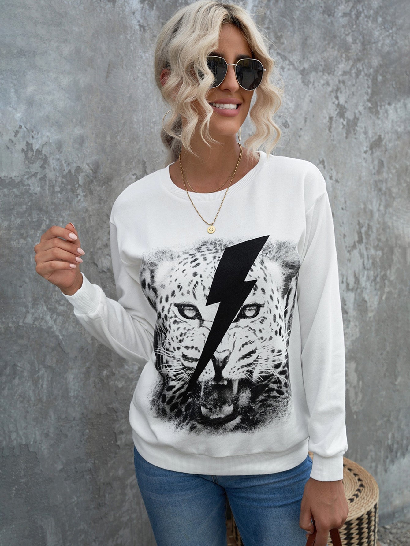 Print Pullover Graphic Sweatshirt Sai Feel