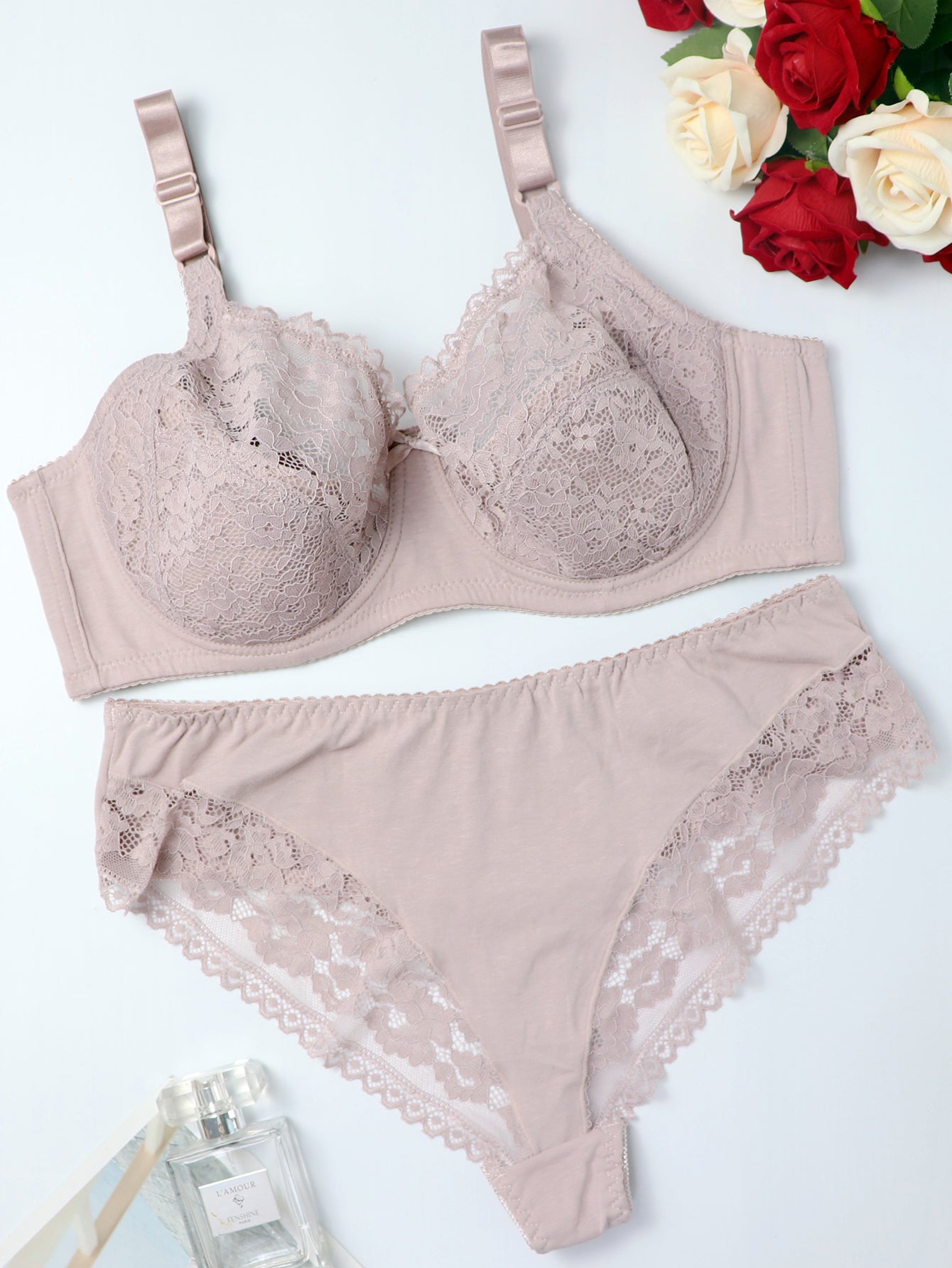 Sexy Bra Set Female Hollow-Out Cotton Embroidery Breathable Lace G-string Cotton Panty Set 38D-48D Sai Feel