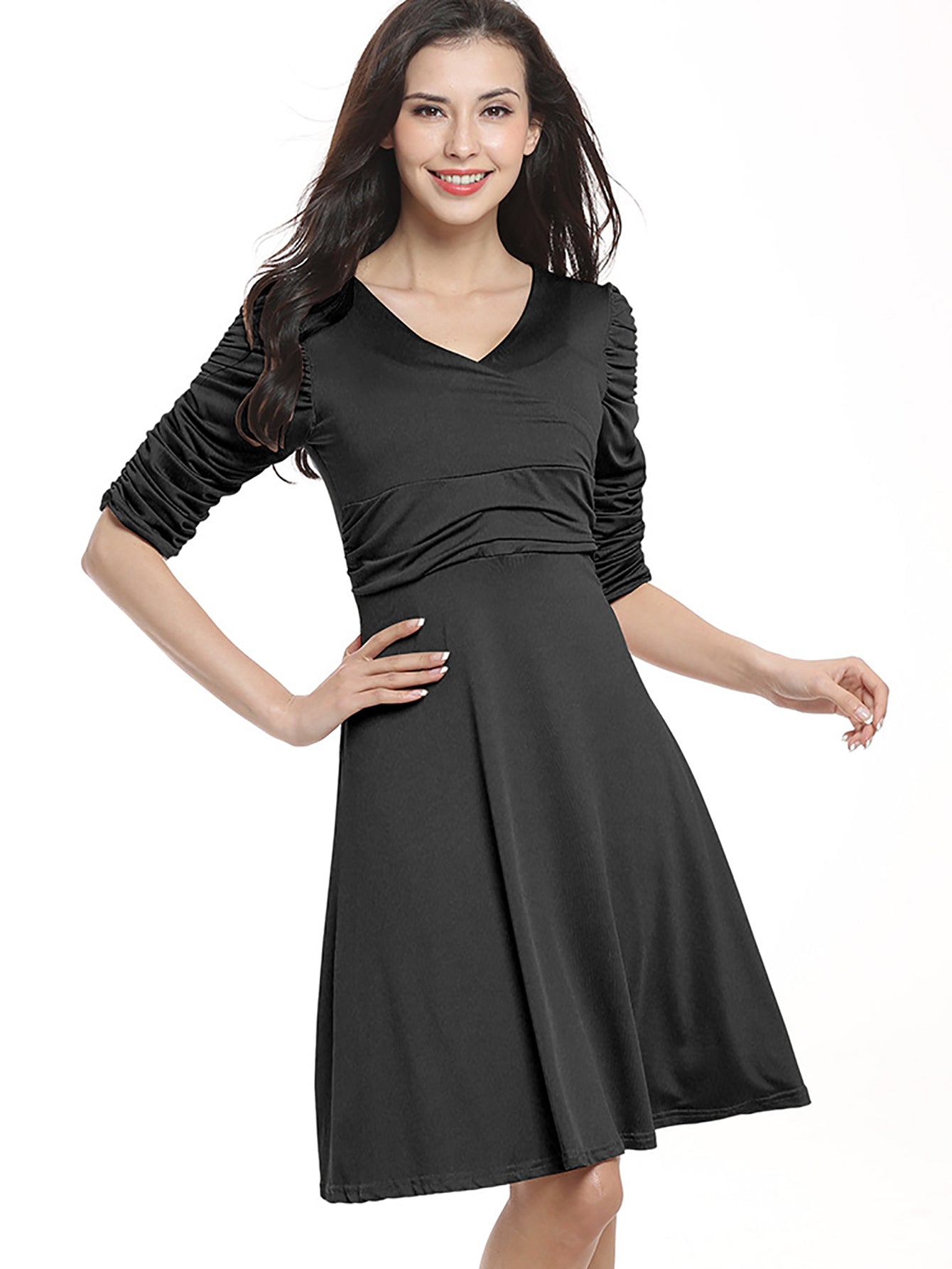 Slim-fit pleated dress Sai Feel