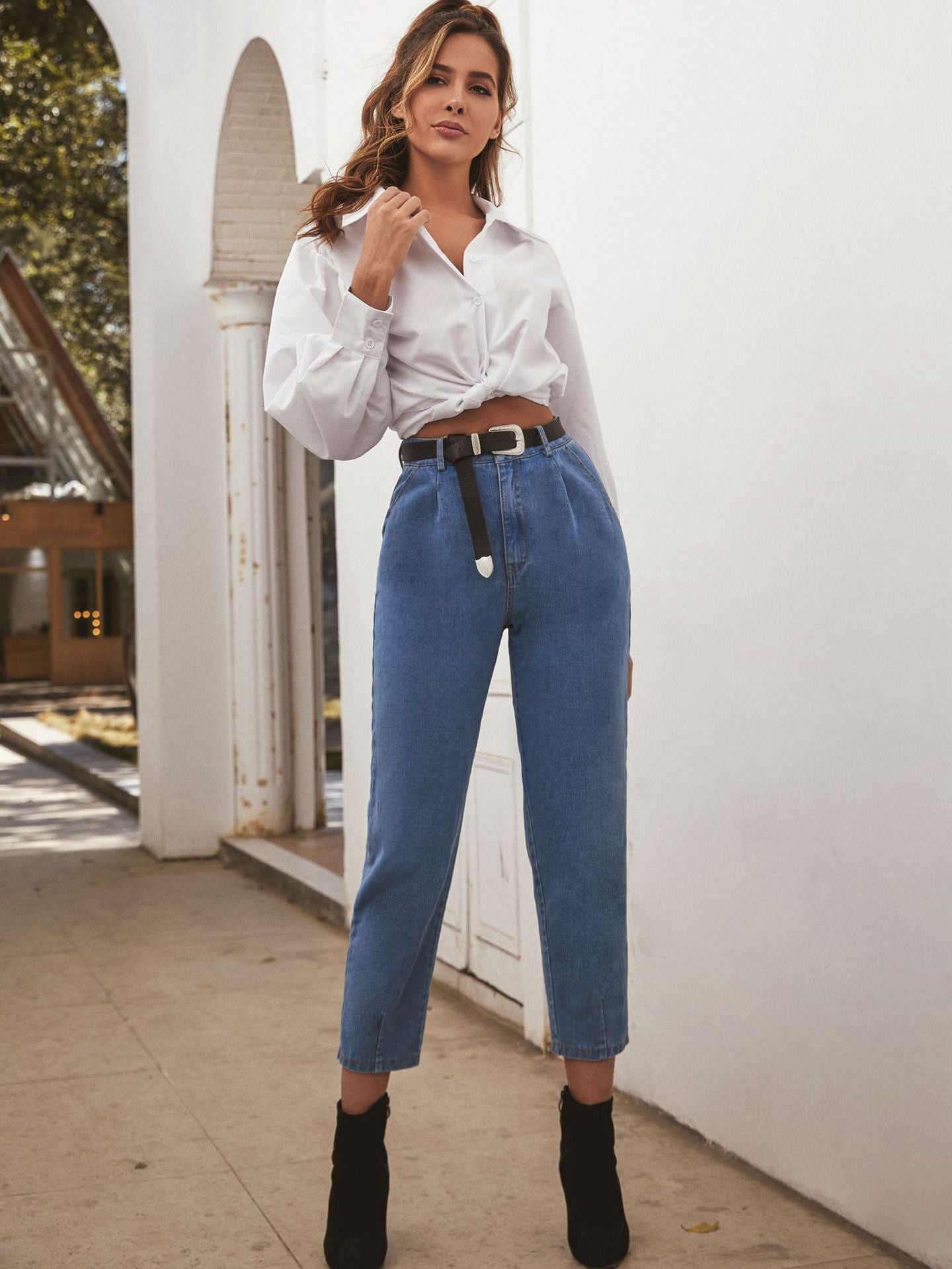 Solid Pocket Side Belted Crop Mommy Jeans Sai Feel