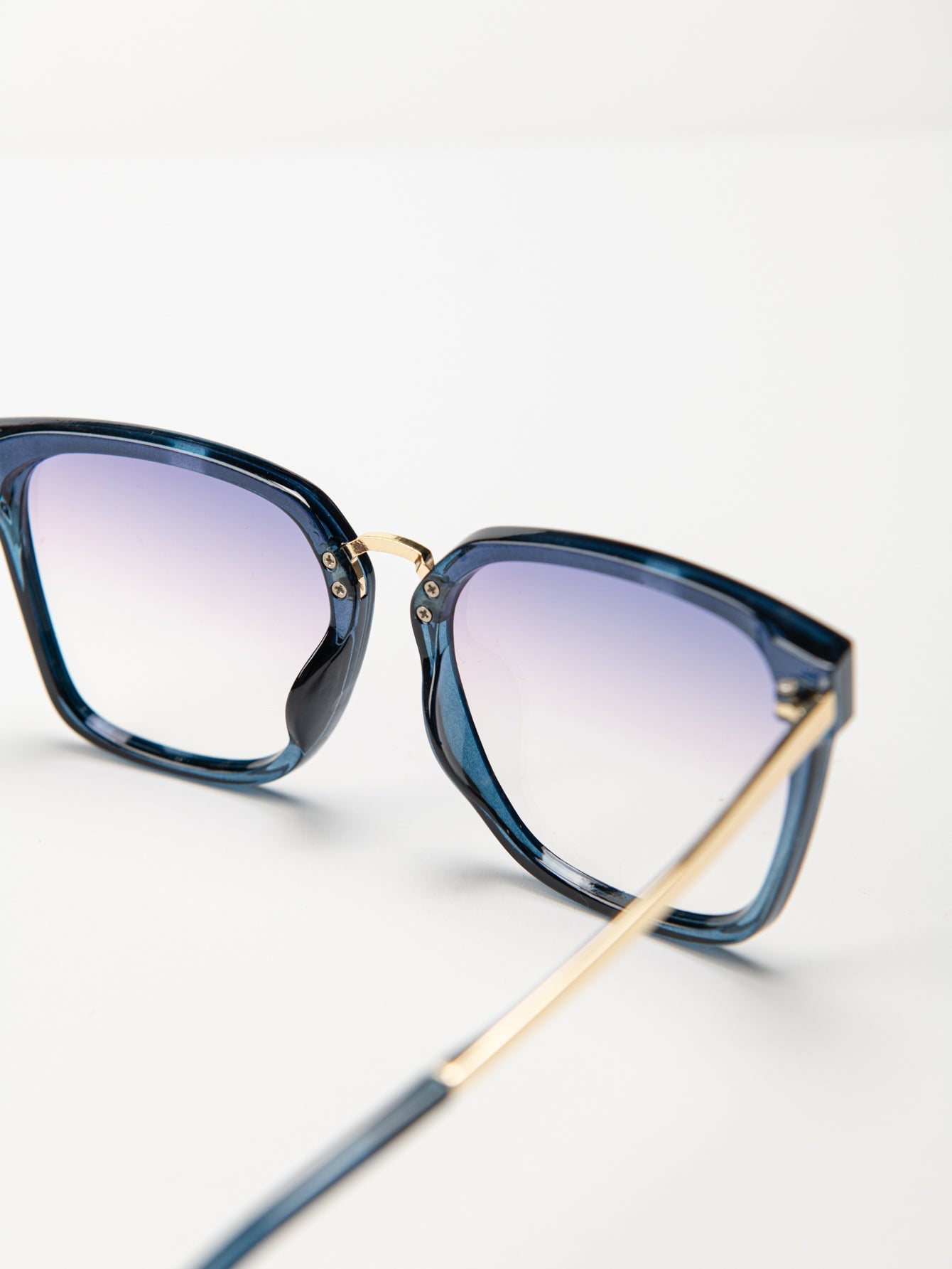 Square Plastic Frame Sunglasses Sai Feel
