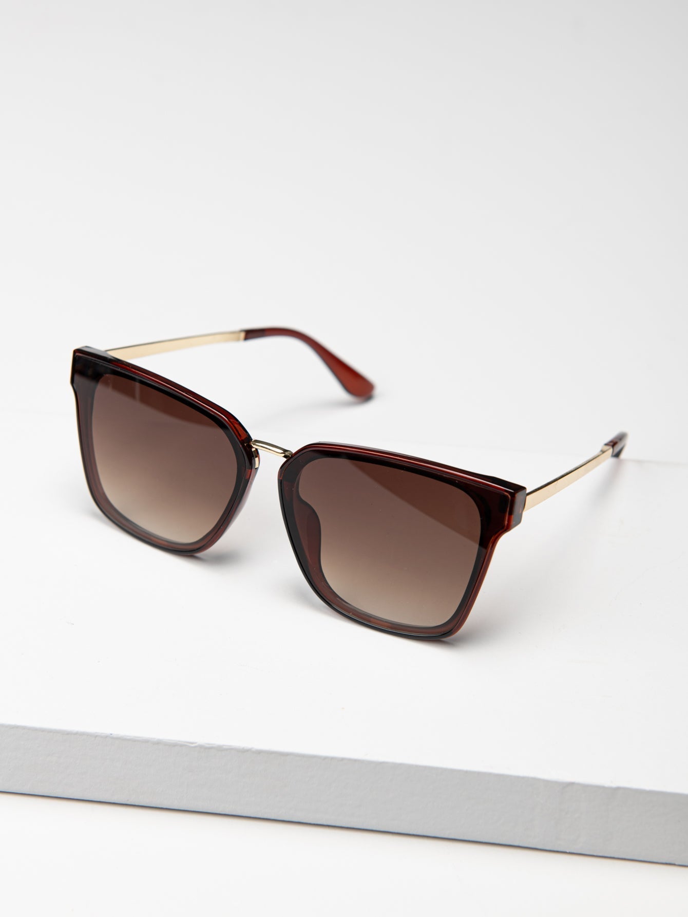 Square Plastic Frame Sunglasses Sai Feel