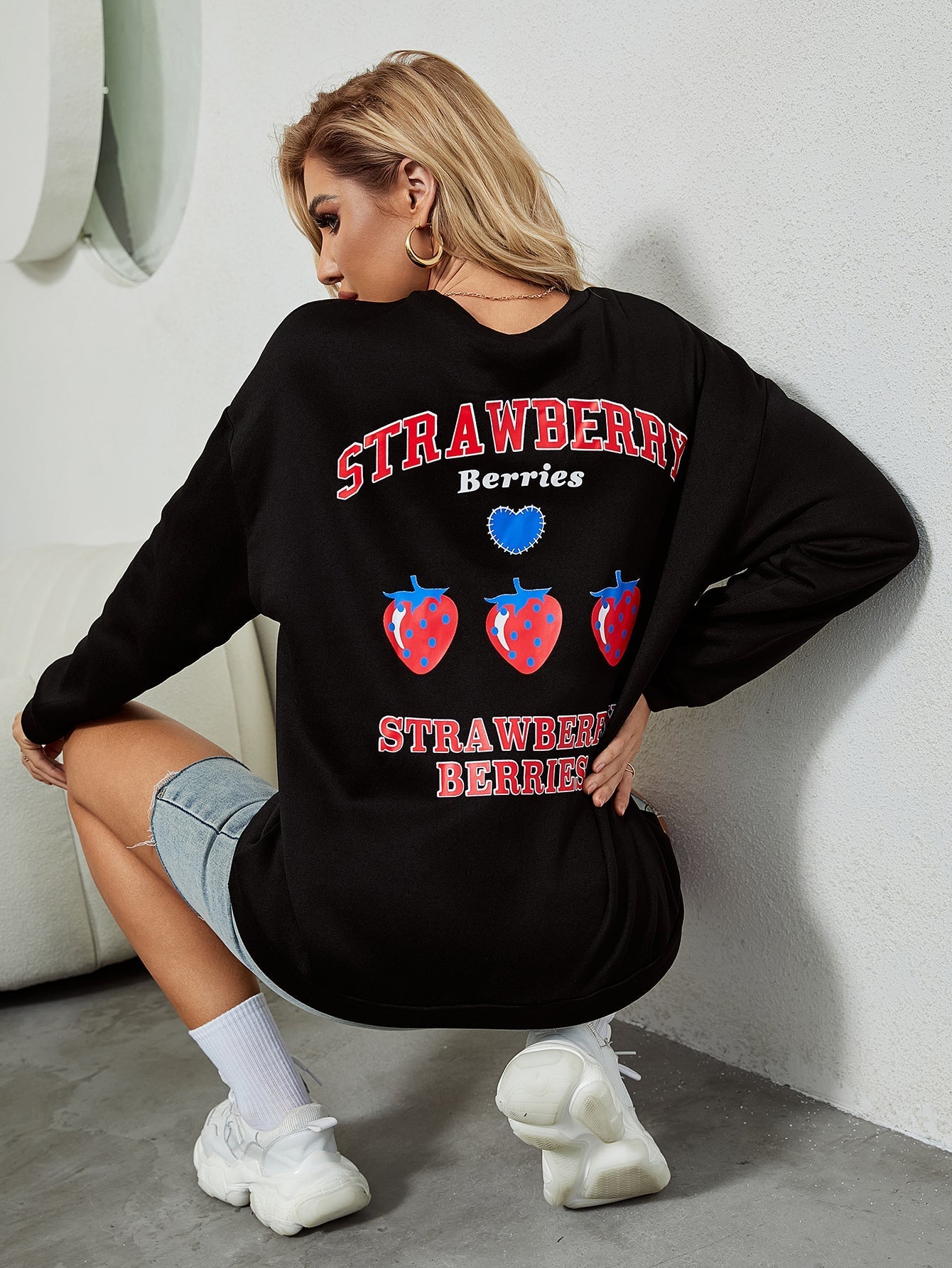 Strawberry print crew neck pullover sweatshirt Sai Feel