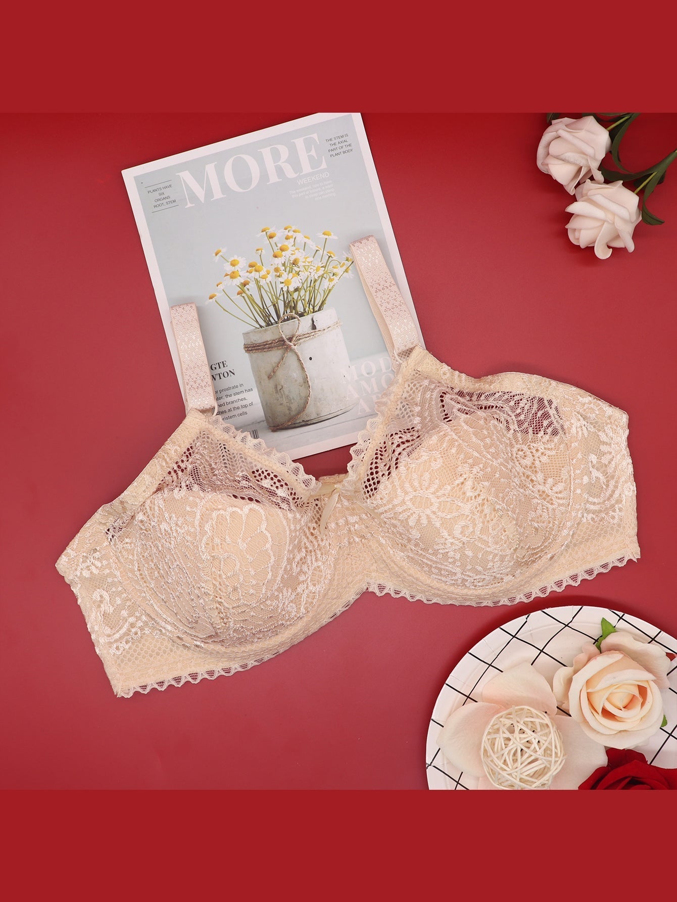 Thin C Cup Lace Bras for Women Underwired Little Cotton Padded Bra Deep V Sexy Brassiere for Small Chest Sai Feel