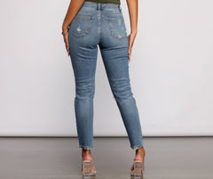 Tobi High Rise Destructed Mom Jeans Sai Feel