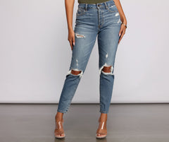 Tobi High Rise Destructed Mom Jeans Sai Feel