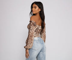 Trendy Stunner Snake Print Crop Top Sai Feel