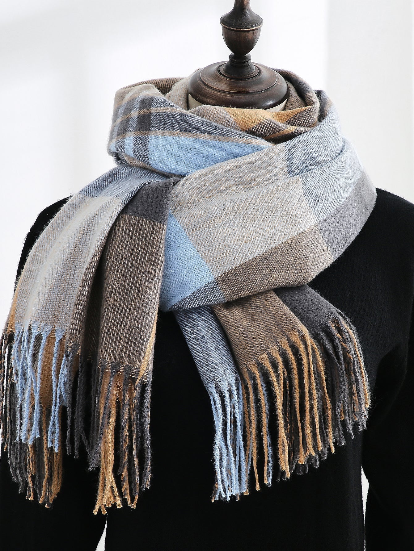 Tricolor Plaid Fringe Hem Scarf Sai Feel
