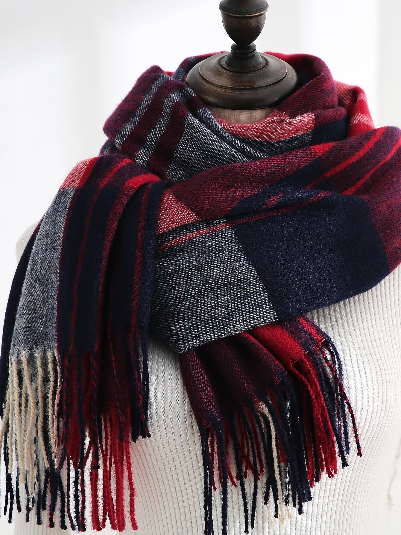 Tricolor Plaid Fringe Hem Scarf Sai Feel