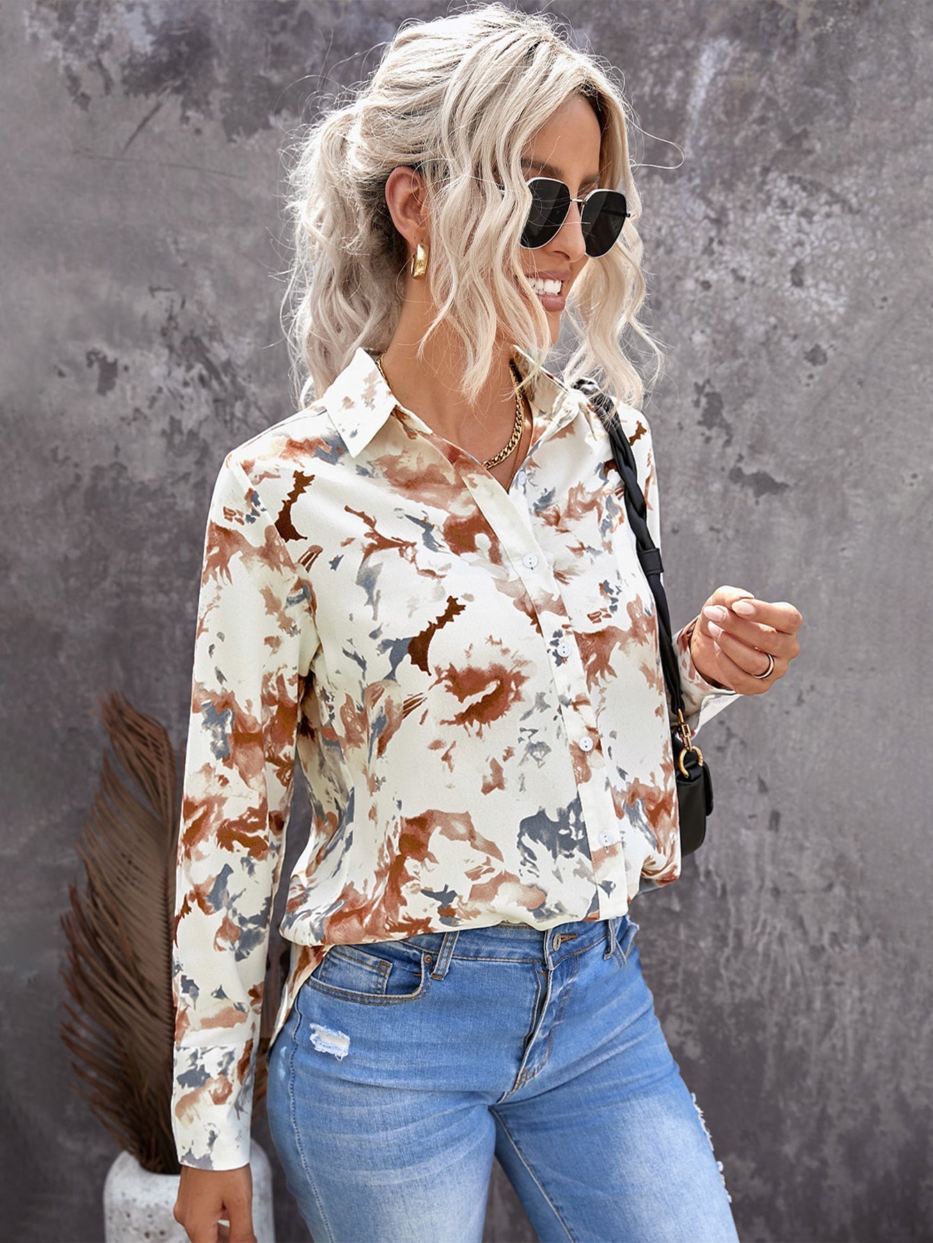 Turn down Collar Floral Pattern Shirt Sai Feel