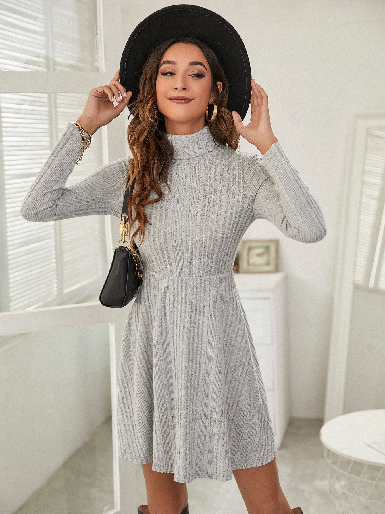 Turtleneck pleated thread Long Sleeve Dress Sai Feel