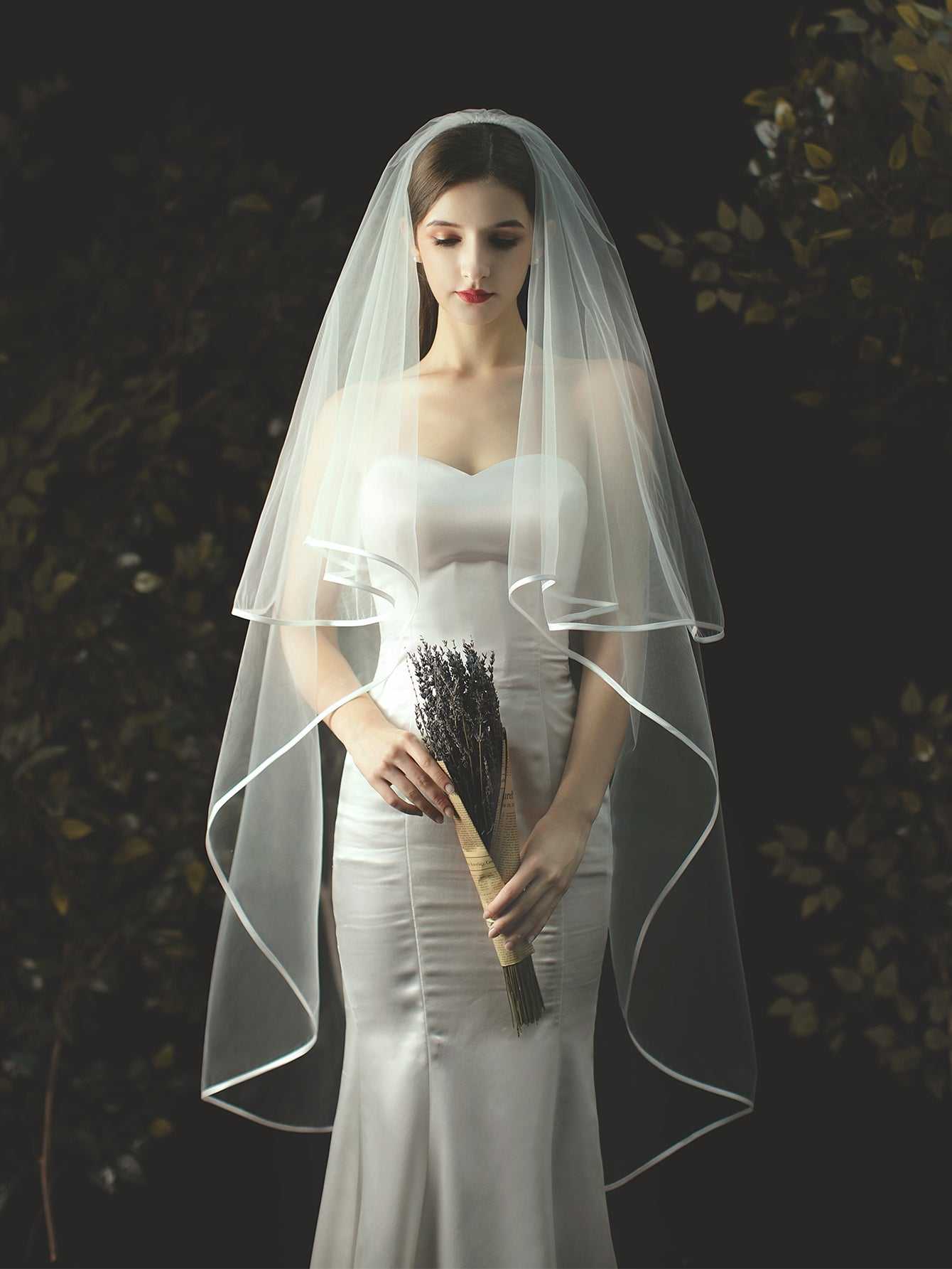 Two-tier Stylish Classic Wedding Veil Chapel Veils with Solid Tulle Sai Feel
