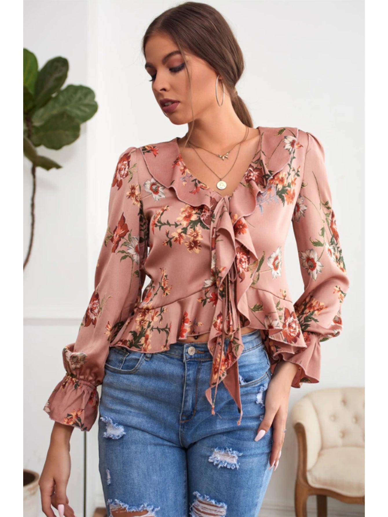 V-NECK RUFFLED FLORAL LONG SLEEVES BLOUSE Sai Feel