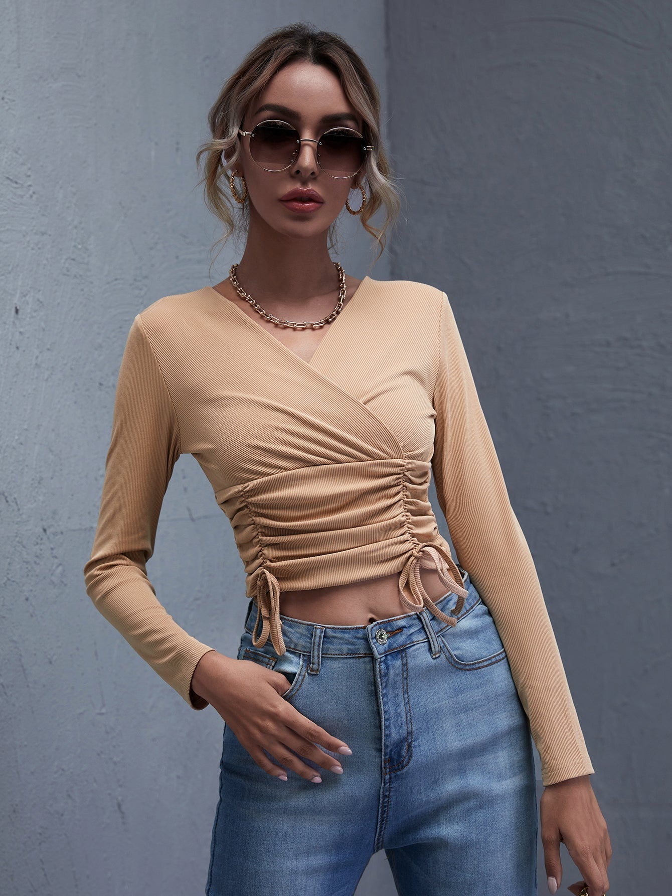 V Neck Drawstring Crop Tee Sai Feel