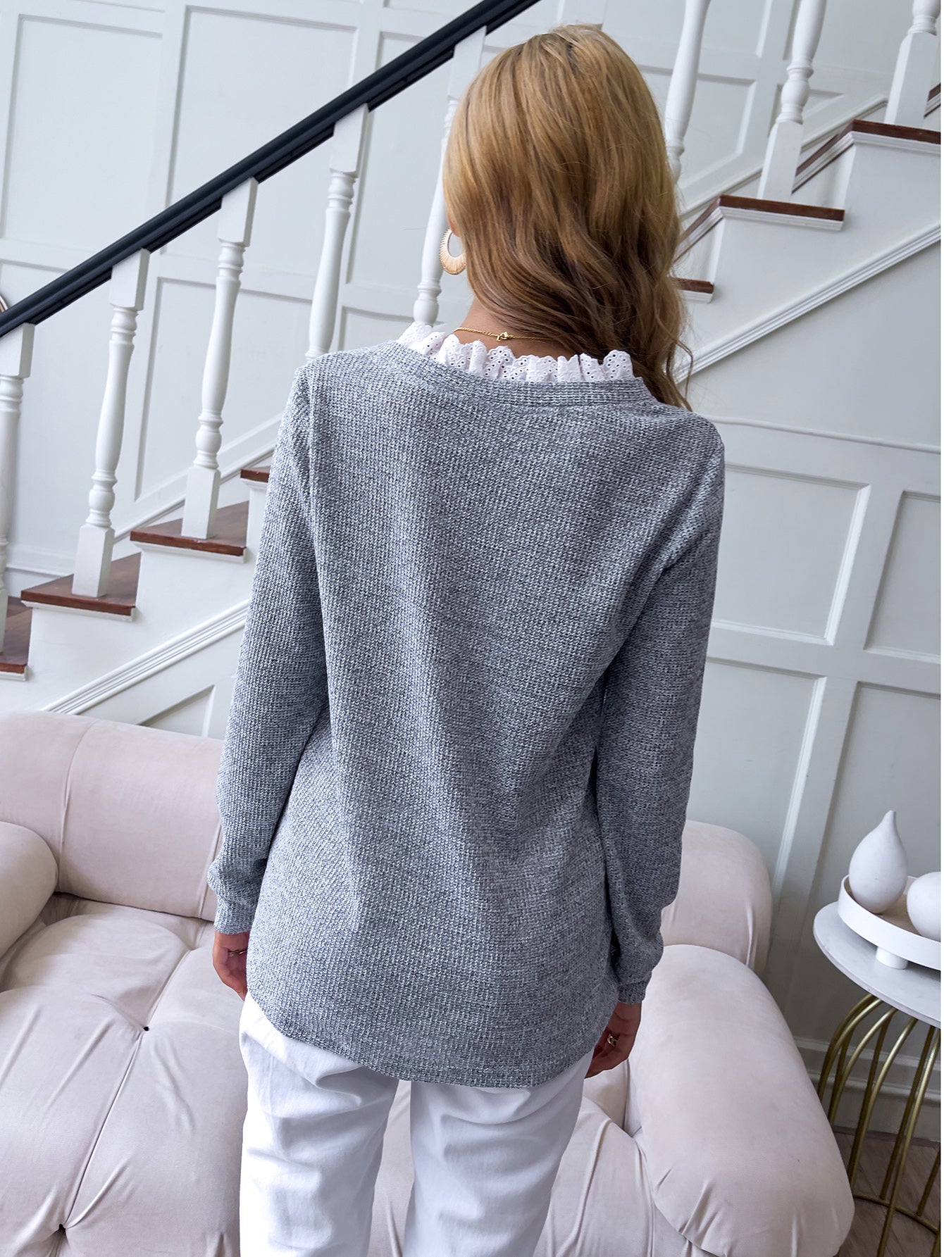 V-neck gray long-sleeved loose pullover top Sai Feel