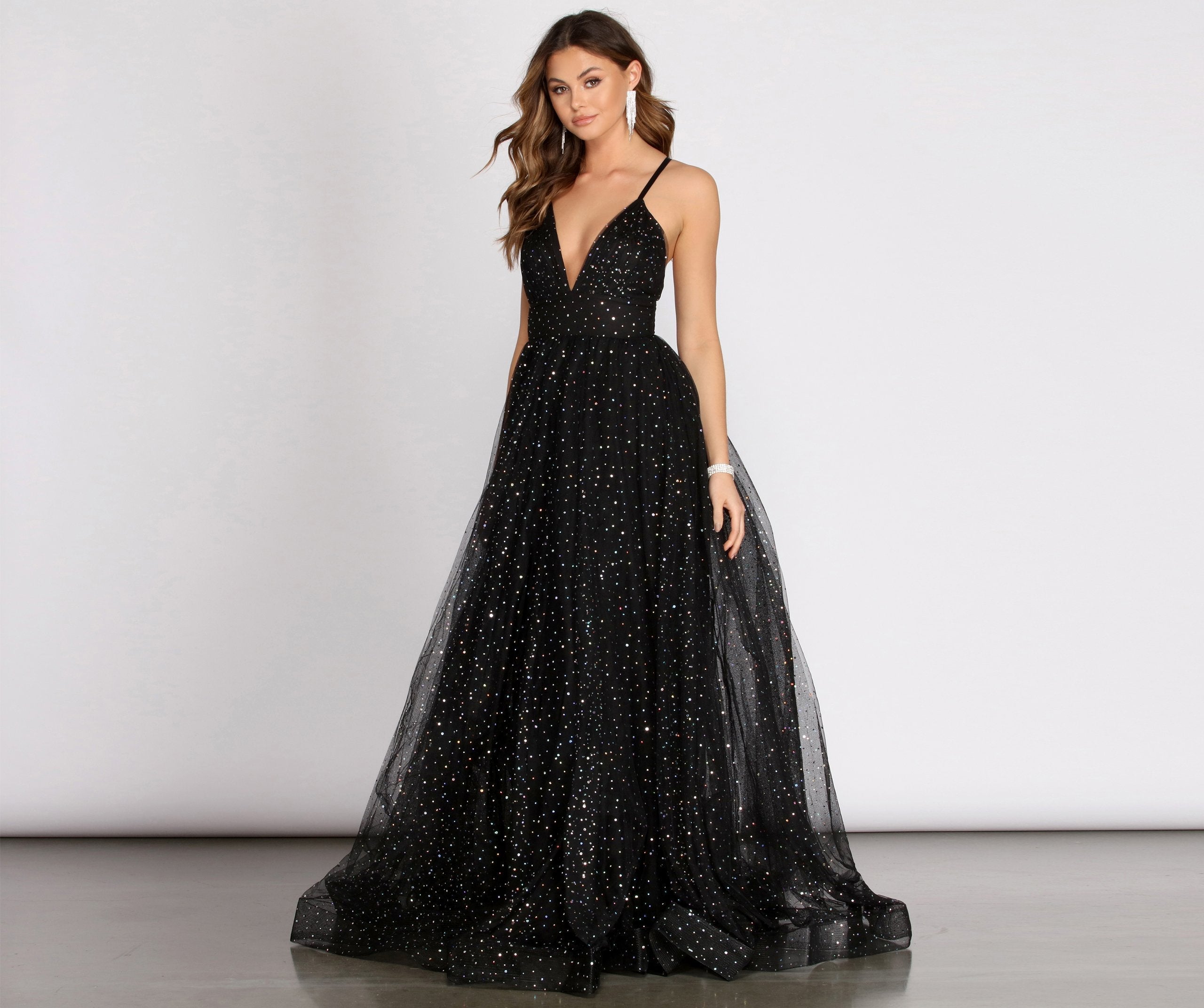 Vanessa V Neck Tulle Gown Sai Feel