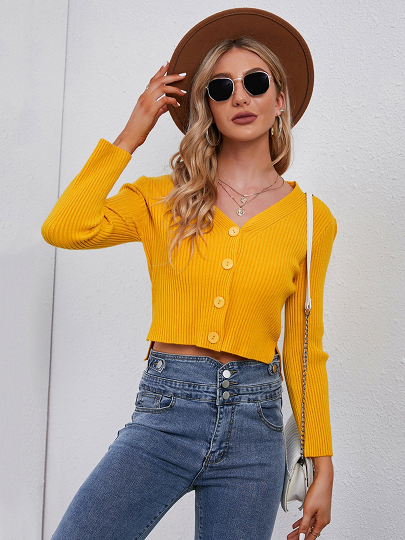 Versatile short long sleeve solid color short sweater Sai Feel