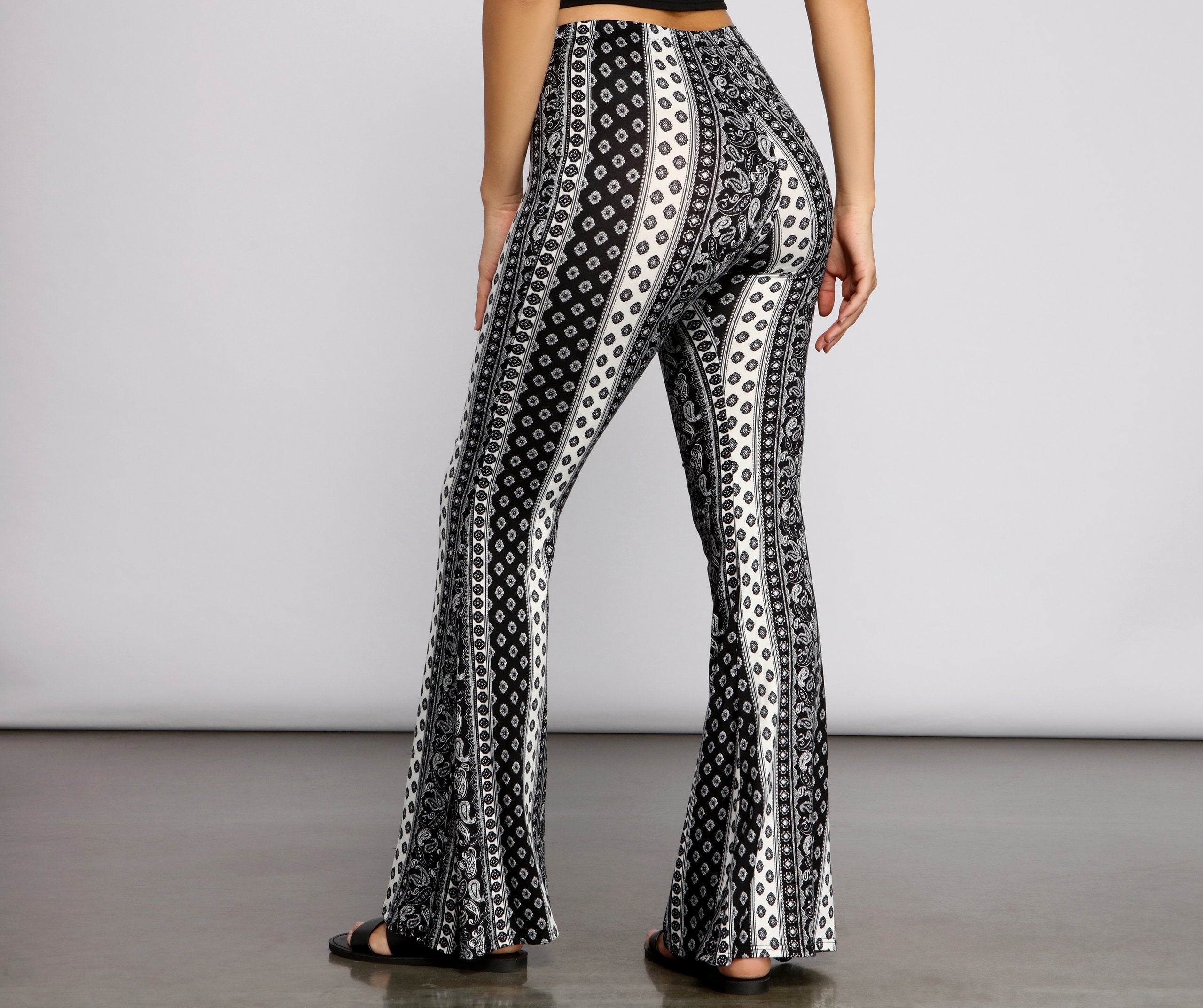 Wanderlust Beauty Flared Pants Sai Feel