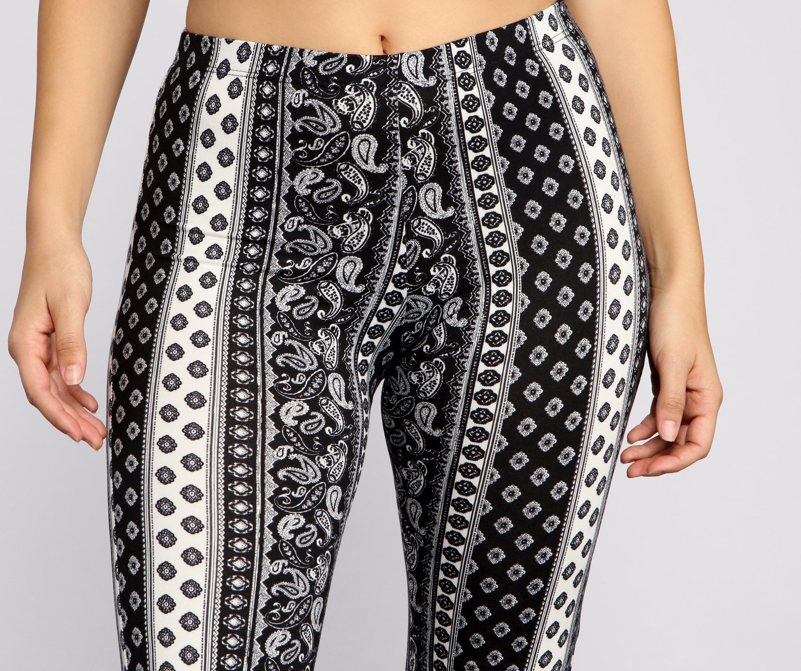 Wanderlust Beauty Flared Pants Sai Feel