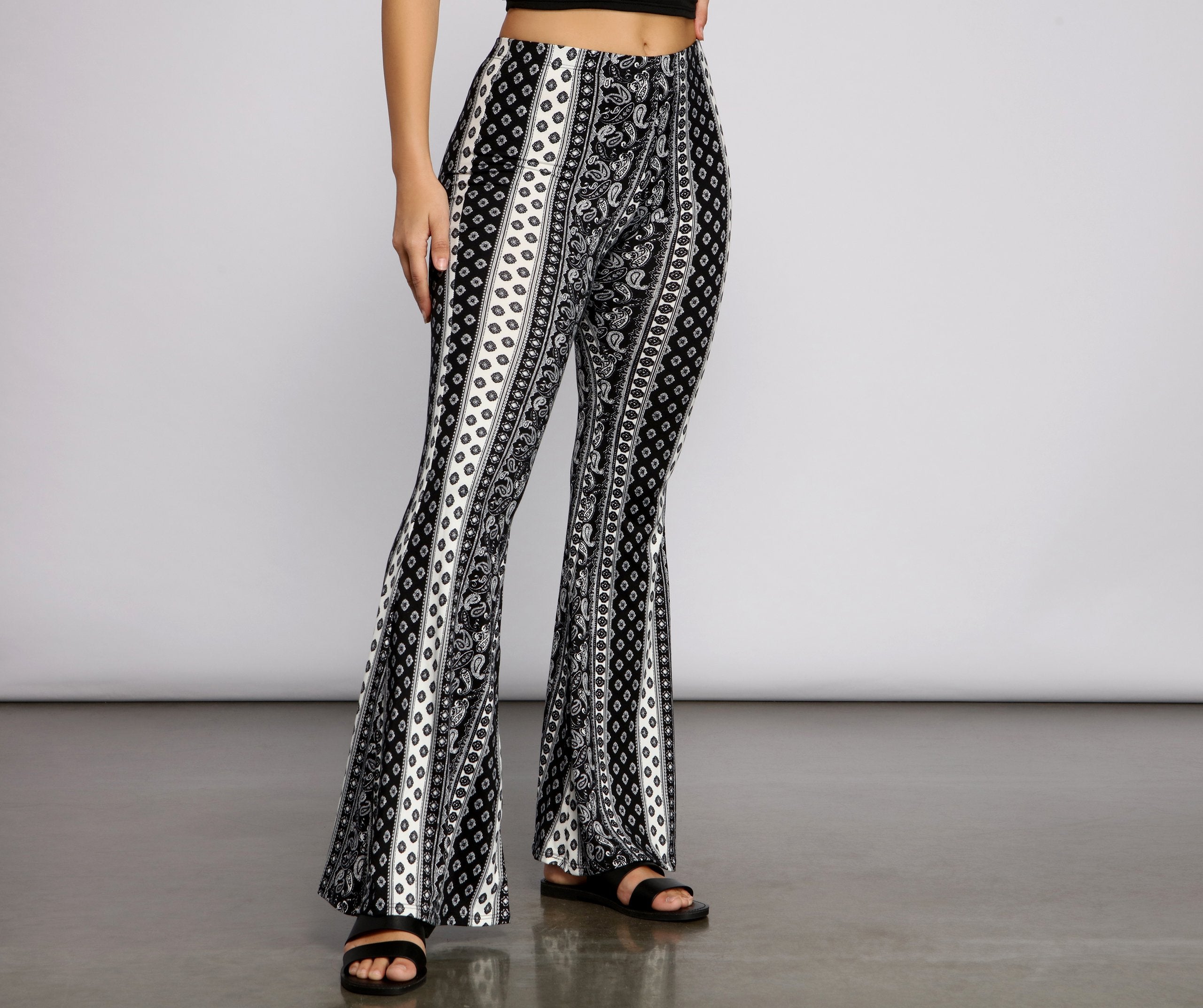 Wanderlust Beauty Flared Pants Sai Feel