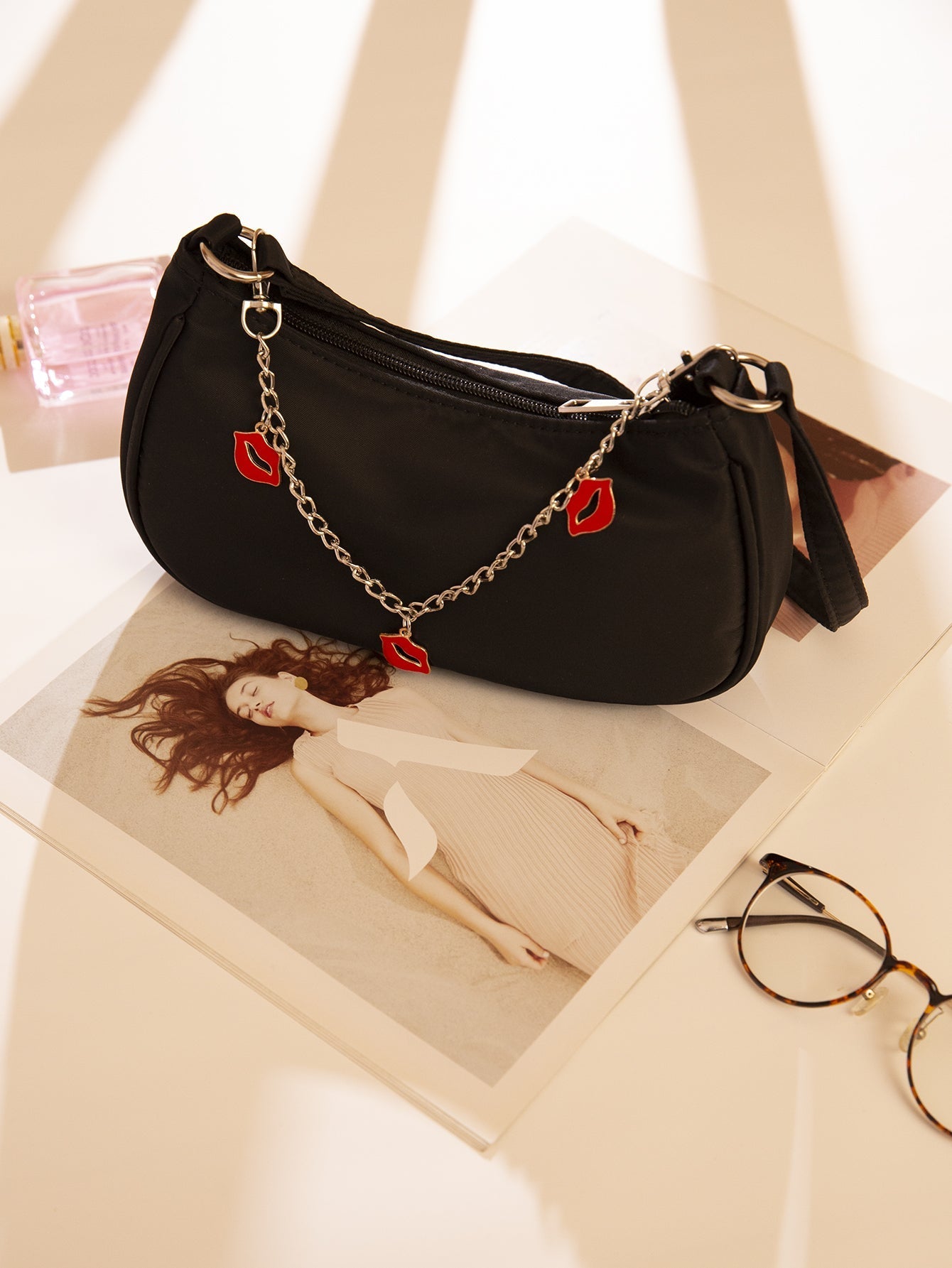 Women Chain decoraction Shoulder bag Sai Feel