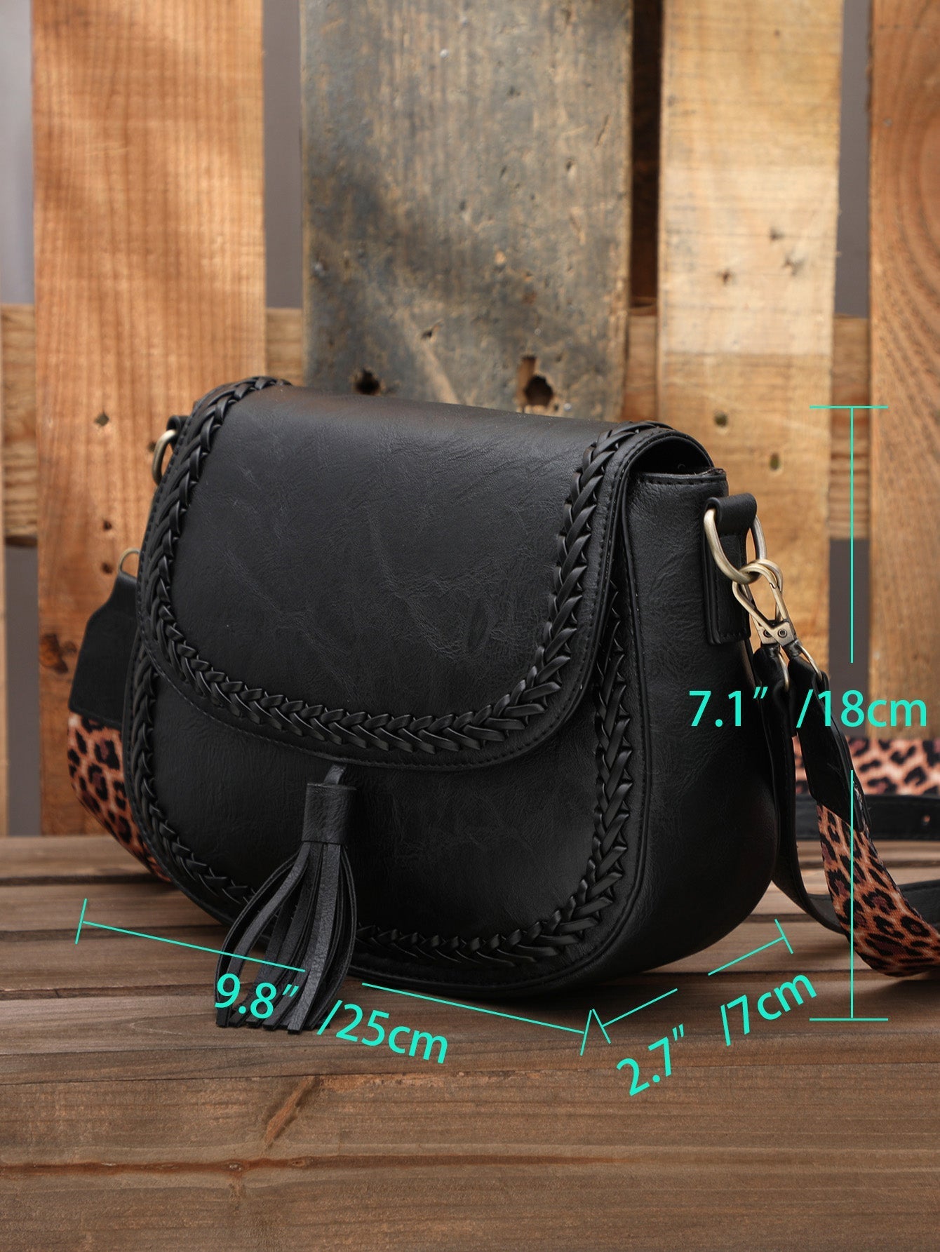 Women Weaving Soft handfeel Tassels Crossbody Bag Message Bag Sai Feel