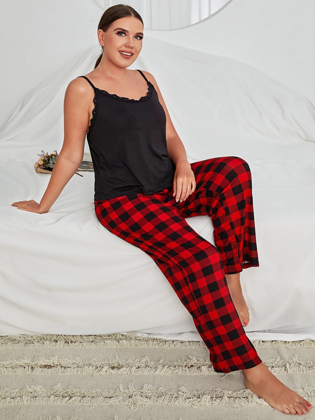 Women's 2 Piece Solid Crop Cami Top and Plaid Pants Sleepwear Pajama Set Sai Feel