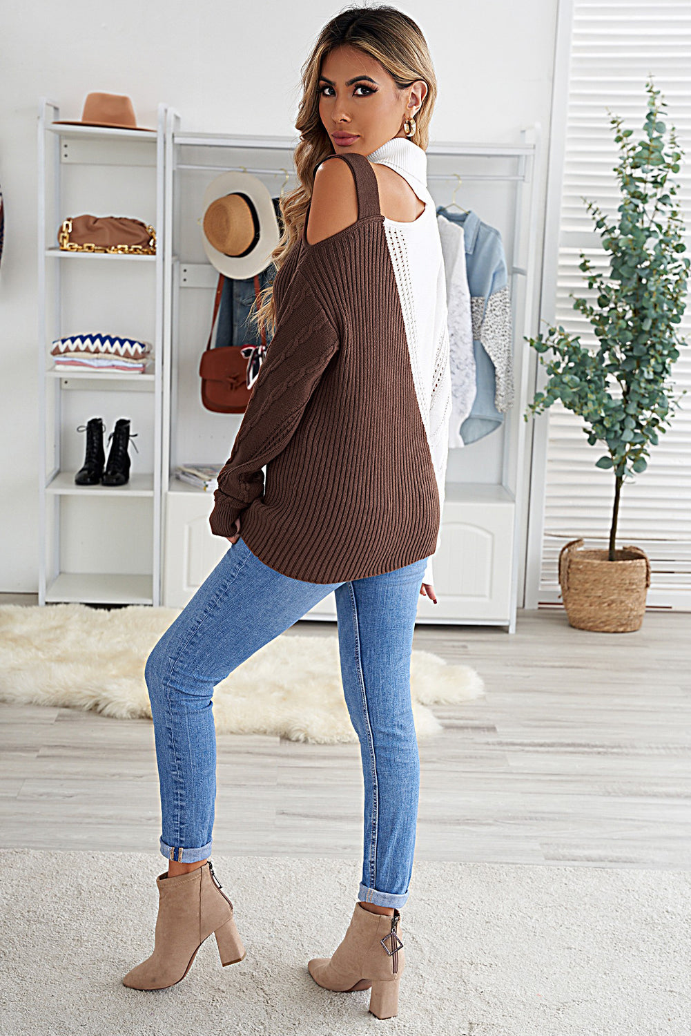 Women's Color Block Turtleneck Cold Shoulder Sweater Long Sleeve Pullover Fashion Knit Tops Sai Feel