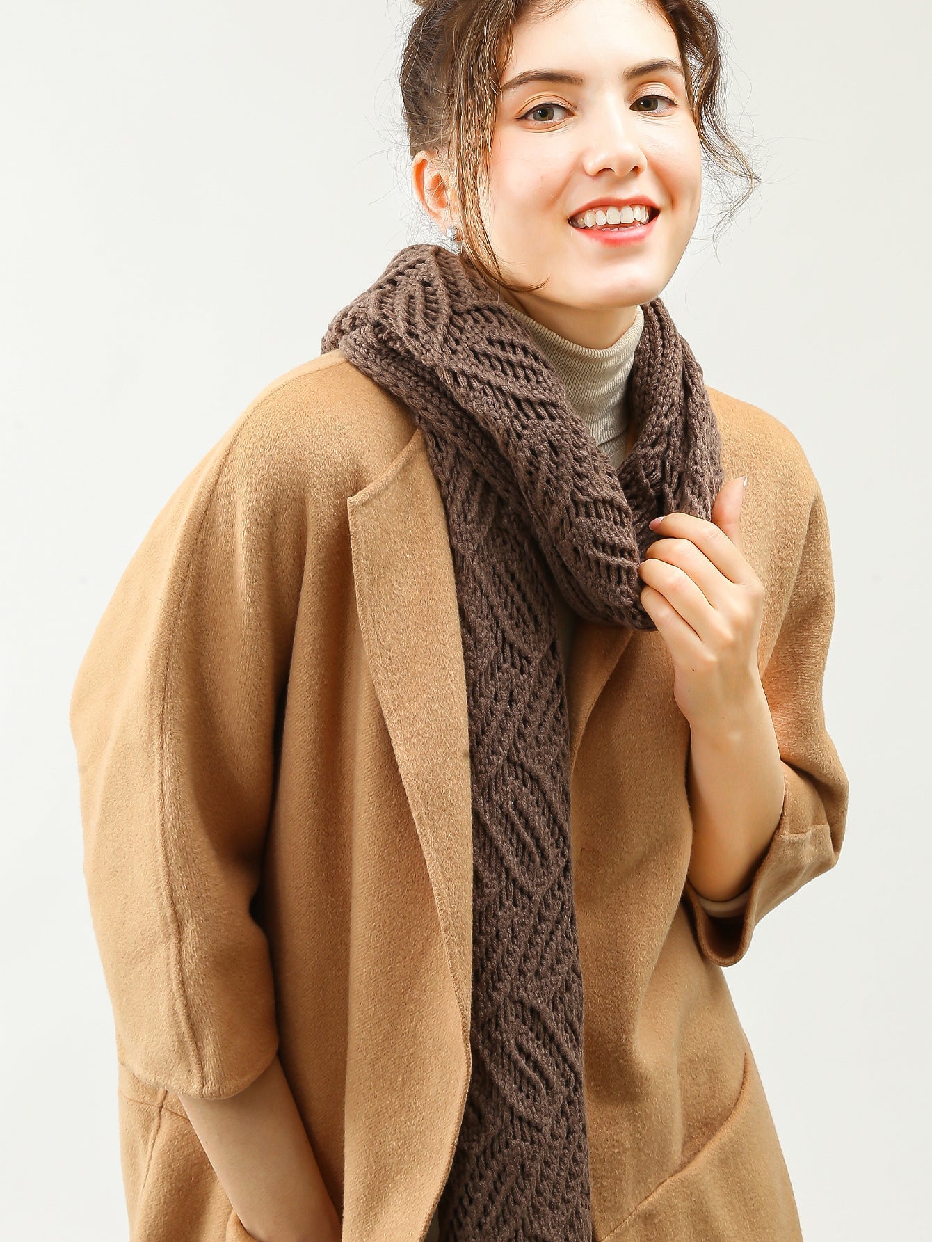 Women's  Leaf design knit scarf Sai Feel