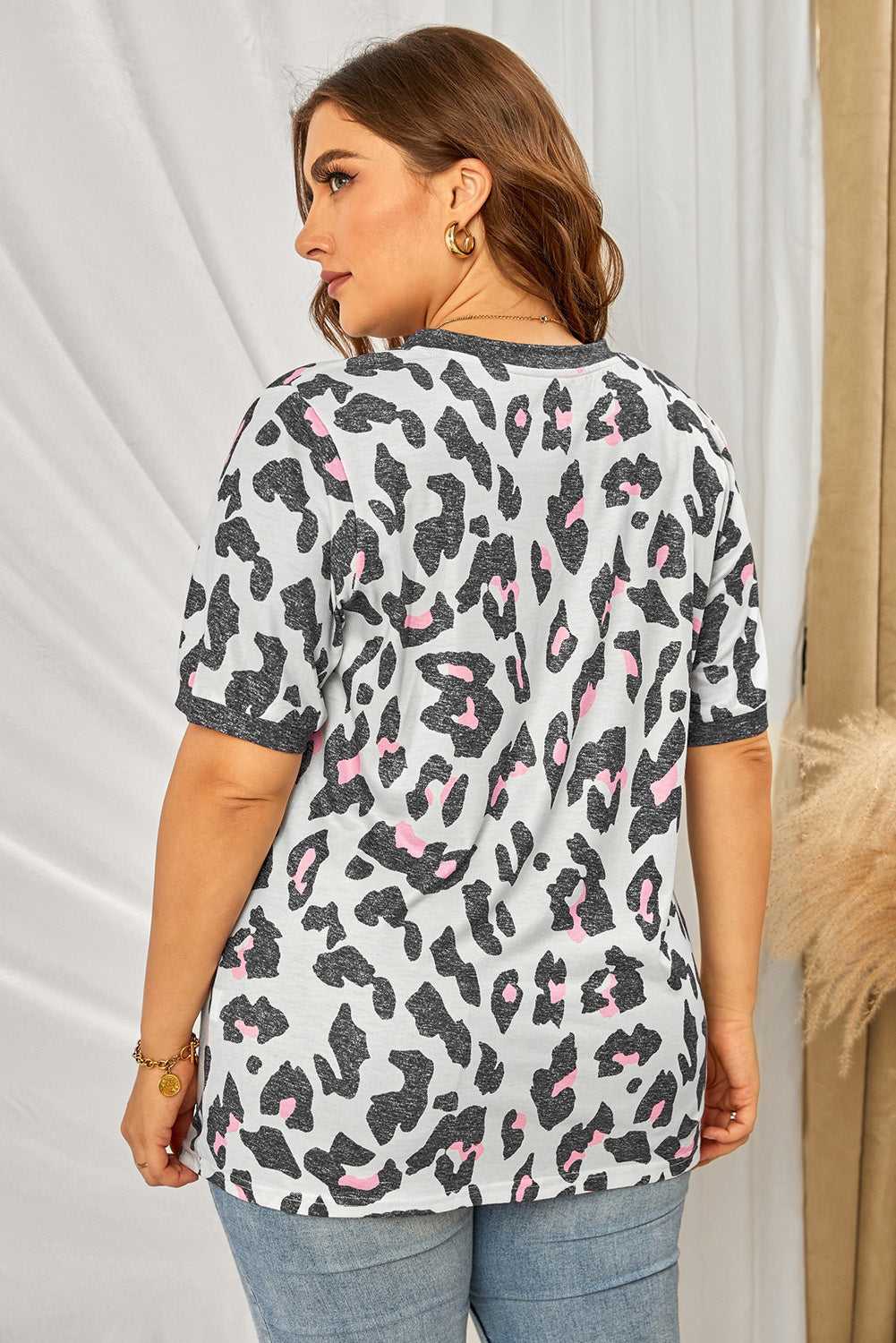 Women's Plus Size Fashion Leopard Print T-Shirt Casual V Neck Short Sleeve Blouse Sai Feel