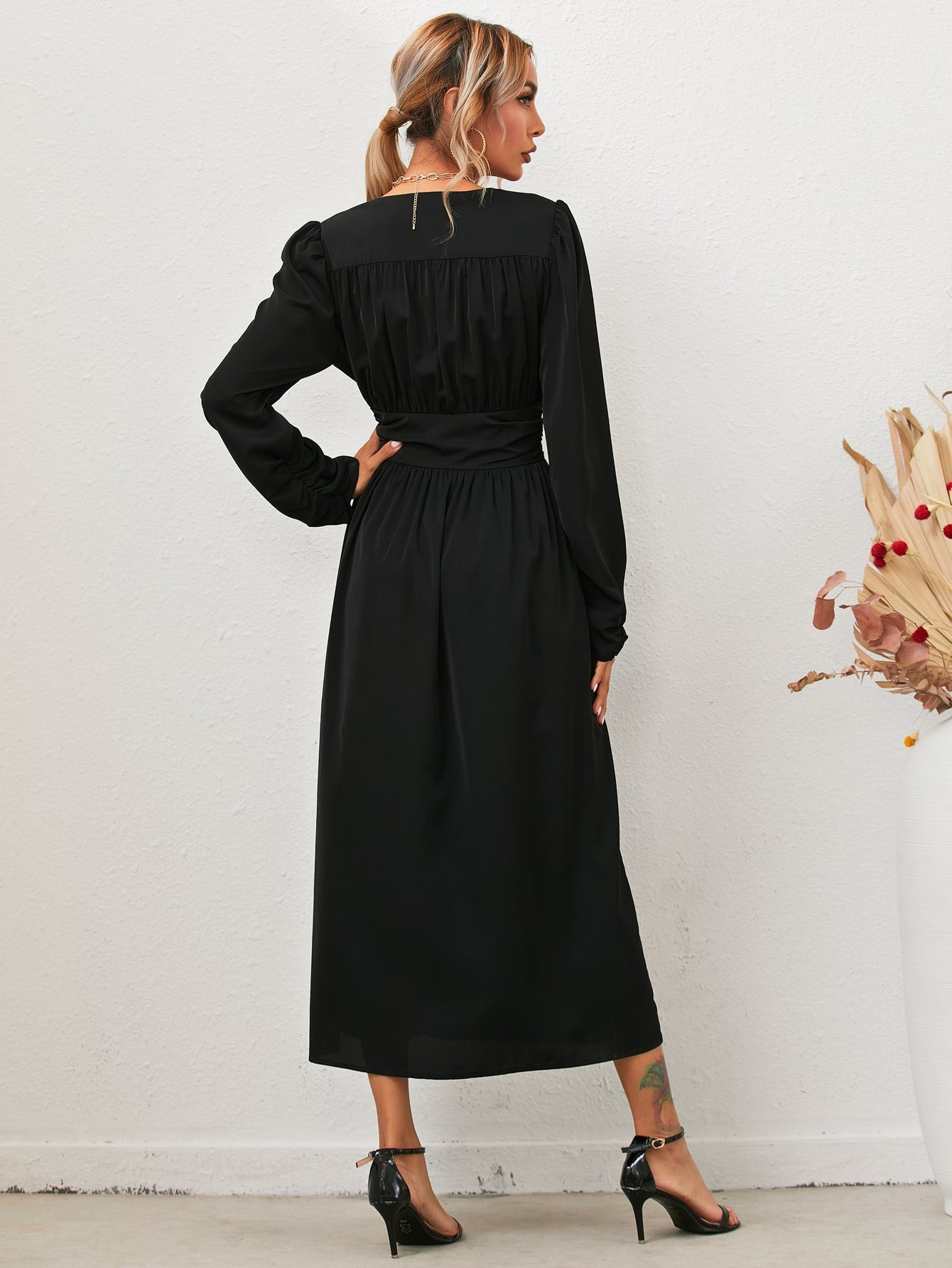Women's V-neck Waisted Elegant Long Skirt Dress Sai Feel