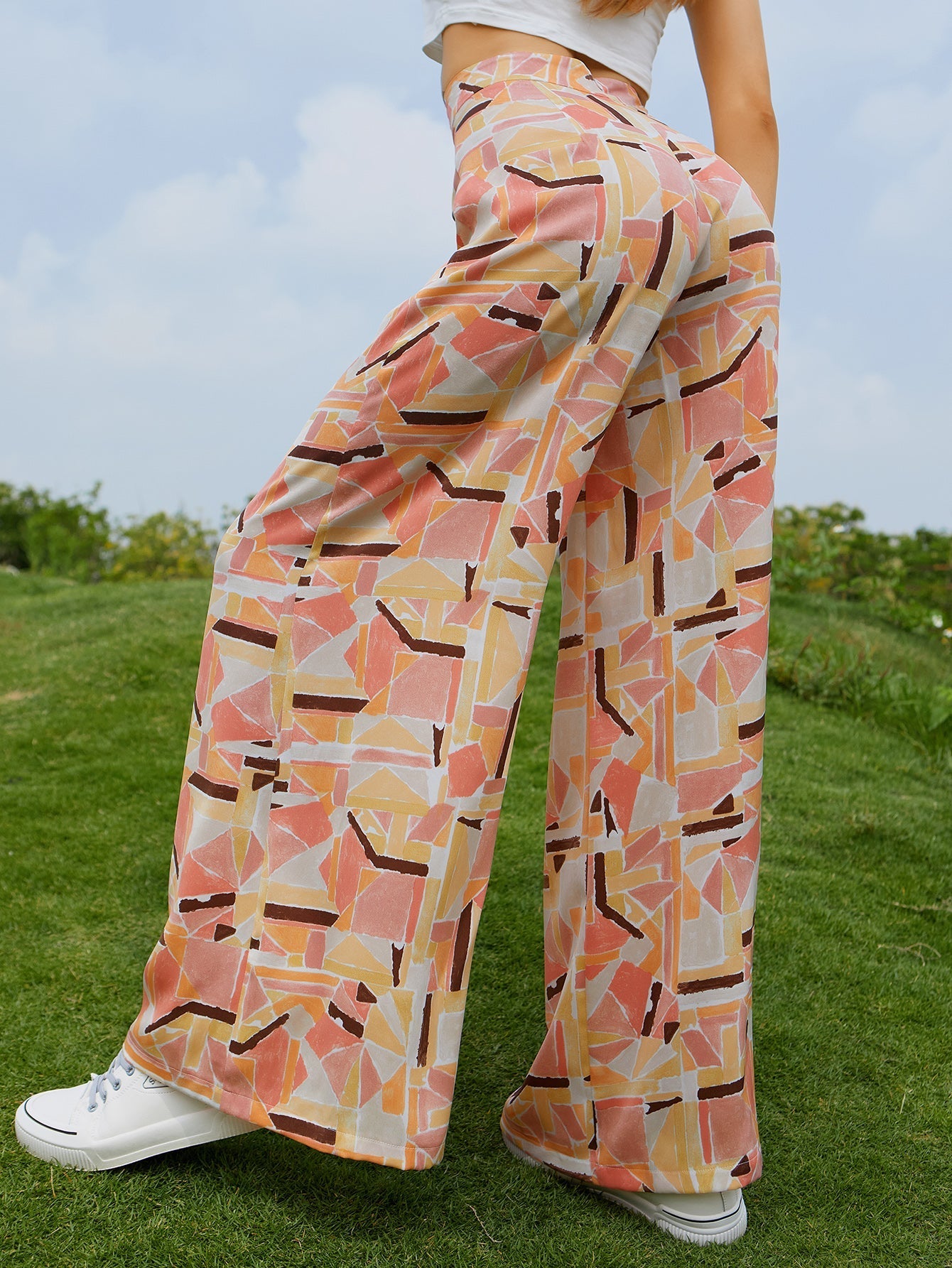 Women's independent stand temperament women's printing color color temperament pattern wide leg trousers Sai Feel