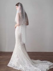 faux Pearl mesh wedding veil Sai Feel