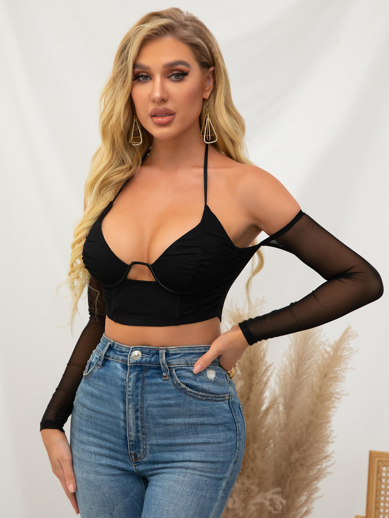 Schulterfreies Neckholder-Crop-Top