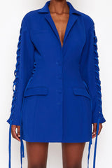 Robe mini blazer élégante à manches longues, à lacets et revers, ajustée et évasée - Bleu